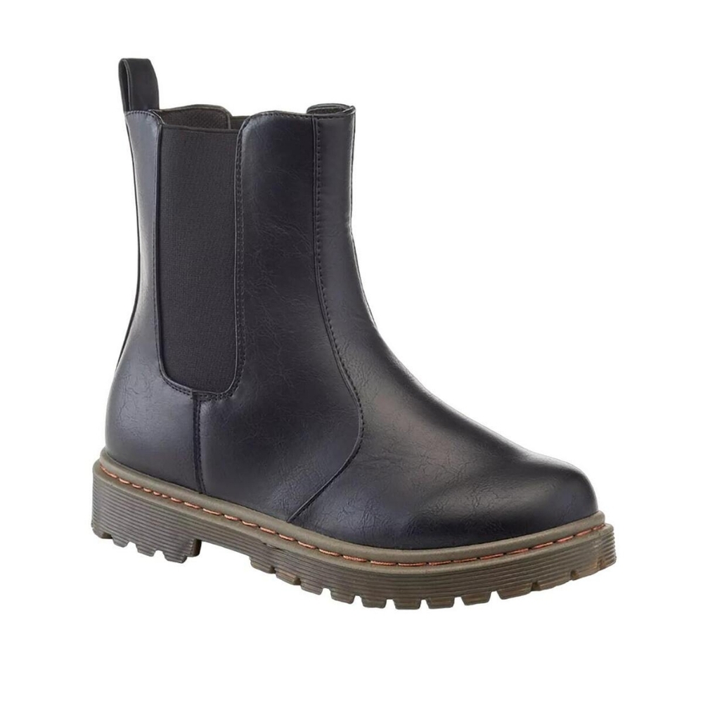 Nwot Ladies Charming Lady Chelsea Boots